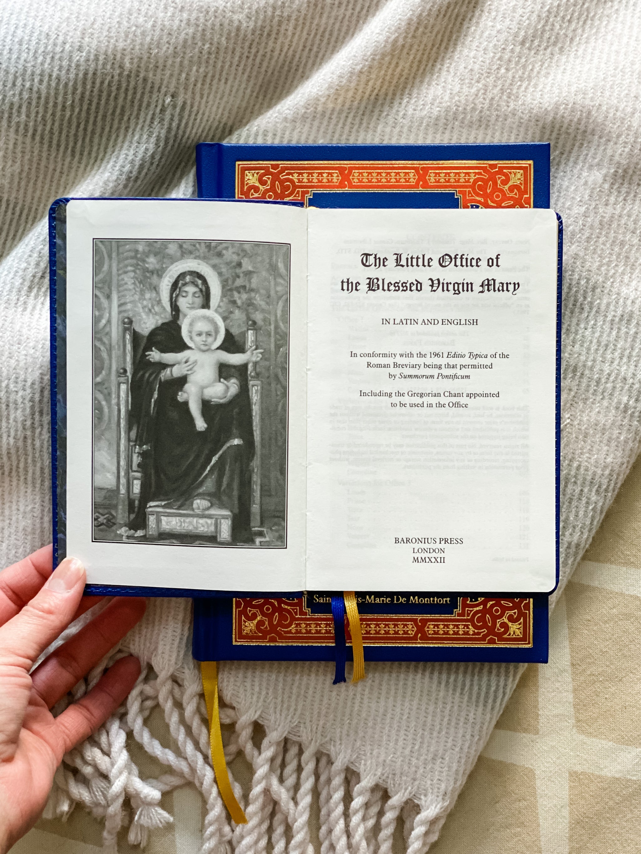 The Little Office of the Blessed Virgin Mary – THE INSPIRED LIVING